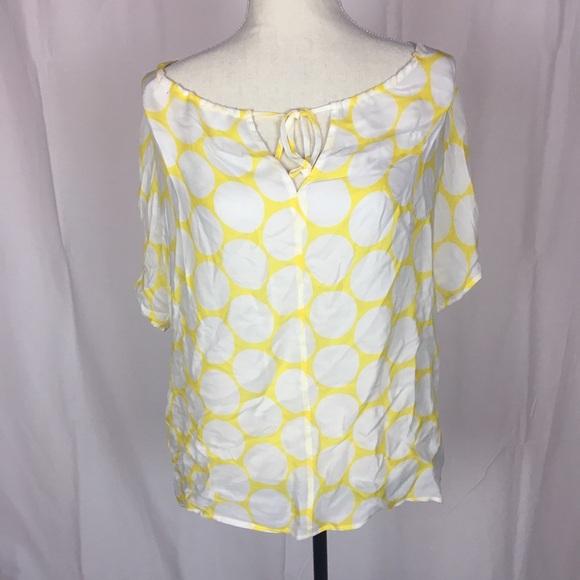 🏆 Yellow polkadot blouse - Picture 1 of 6